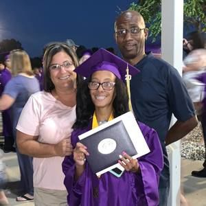 Meet your Posher, Nicole